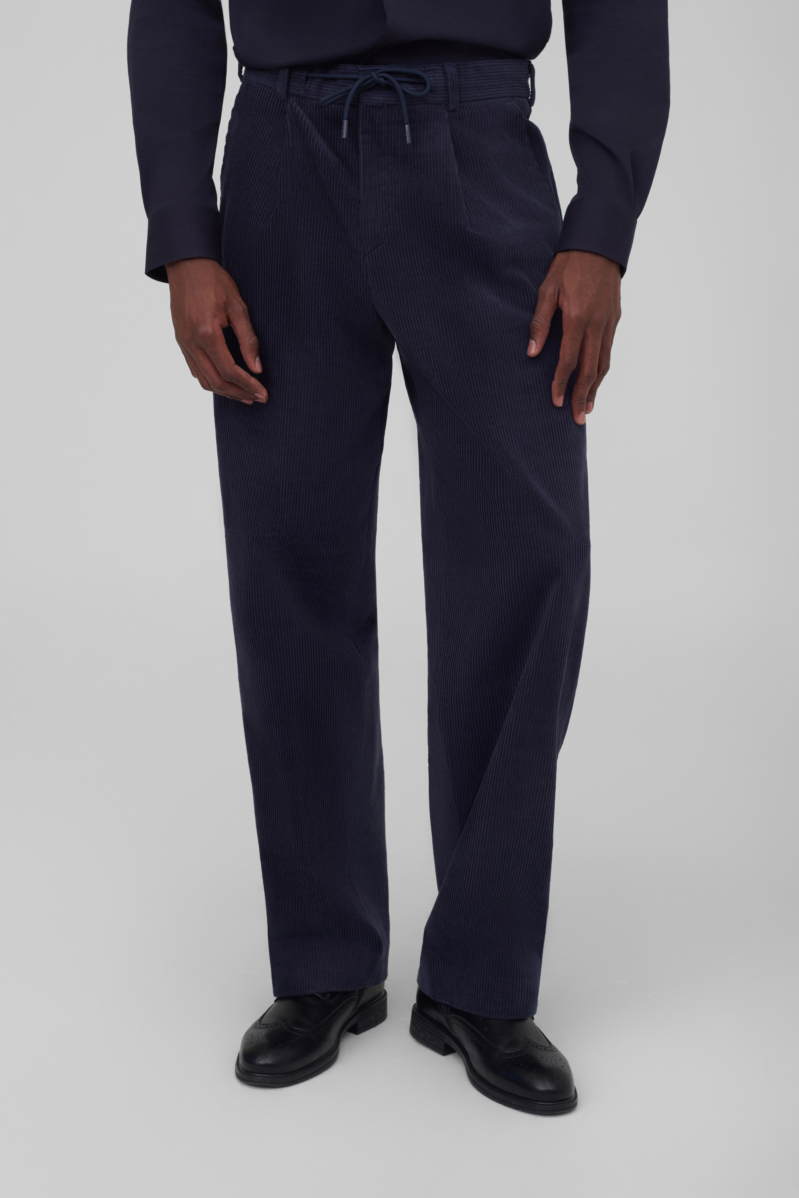 вельветовые брюки из хлопковой ткани Regular Fit