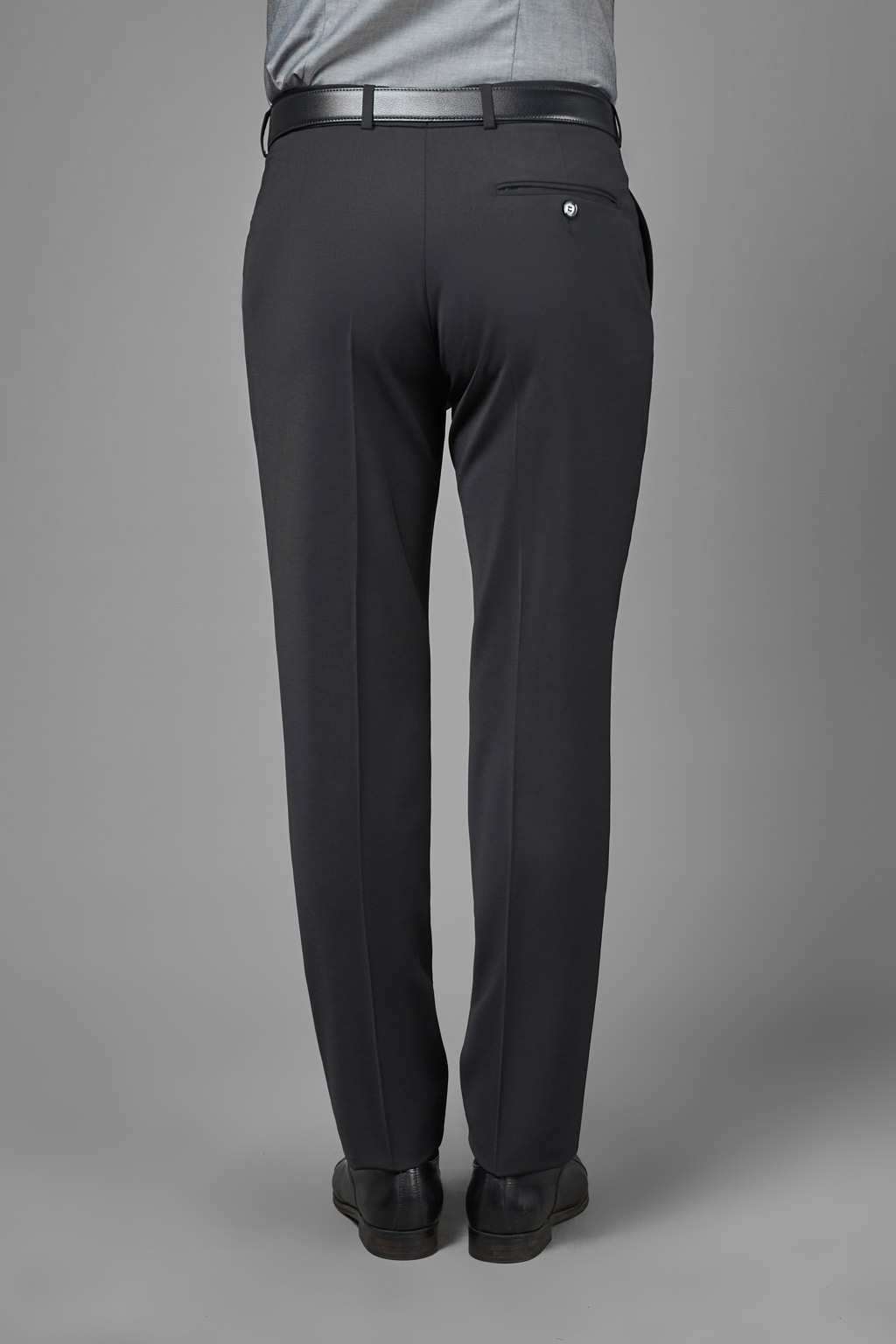 Костюмные черные брюки из гладкой ткани Slim Fit