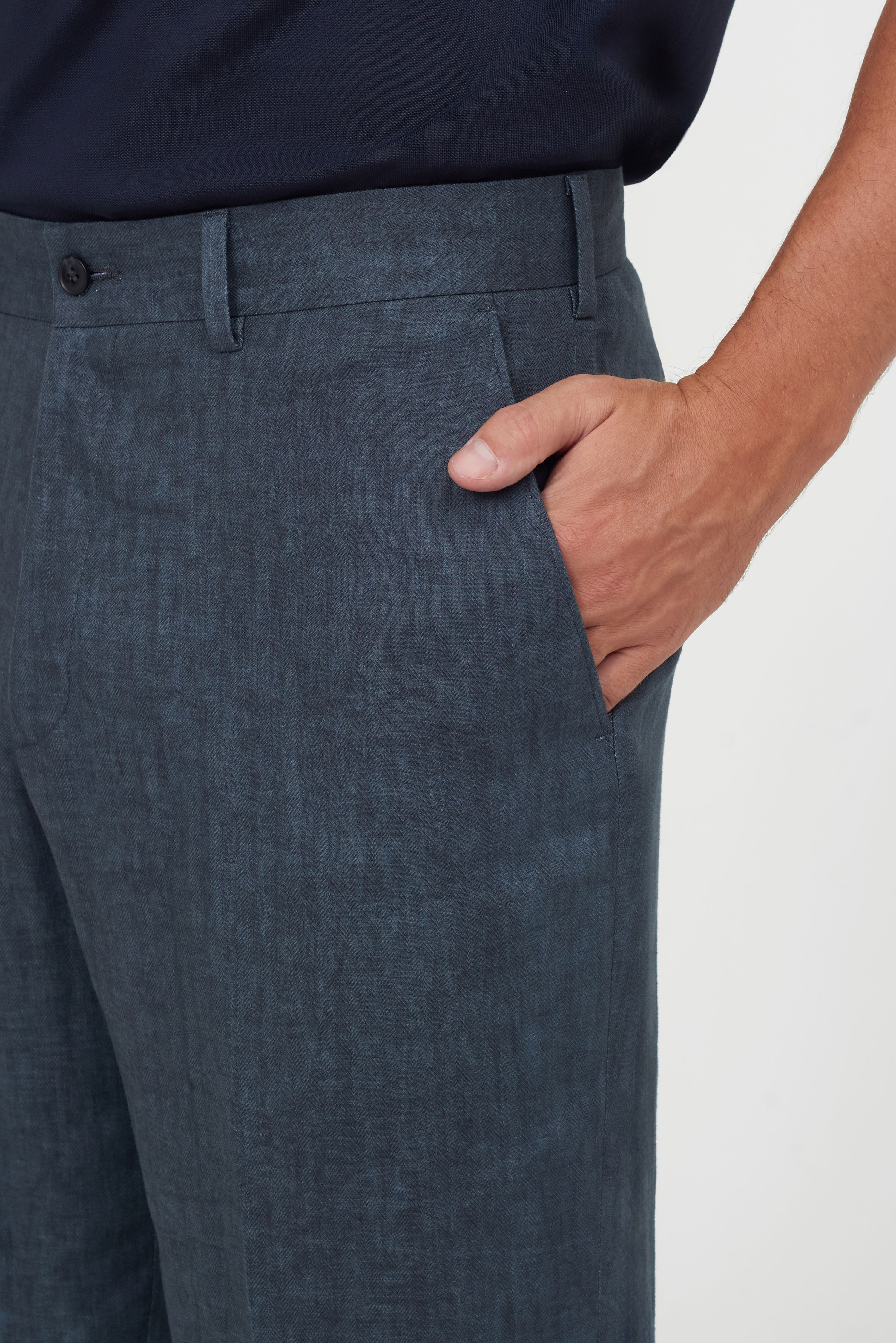 Костюмные брюки с эффектом варёной ткани Slim Fit