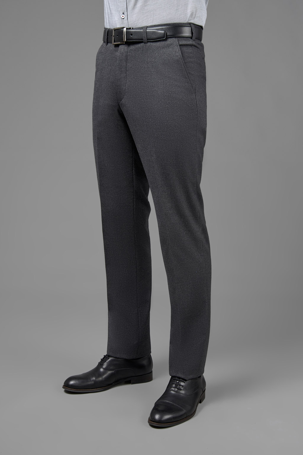 Классические брюки серого цвета Slim Fit