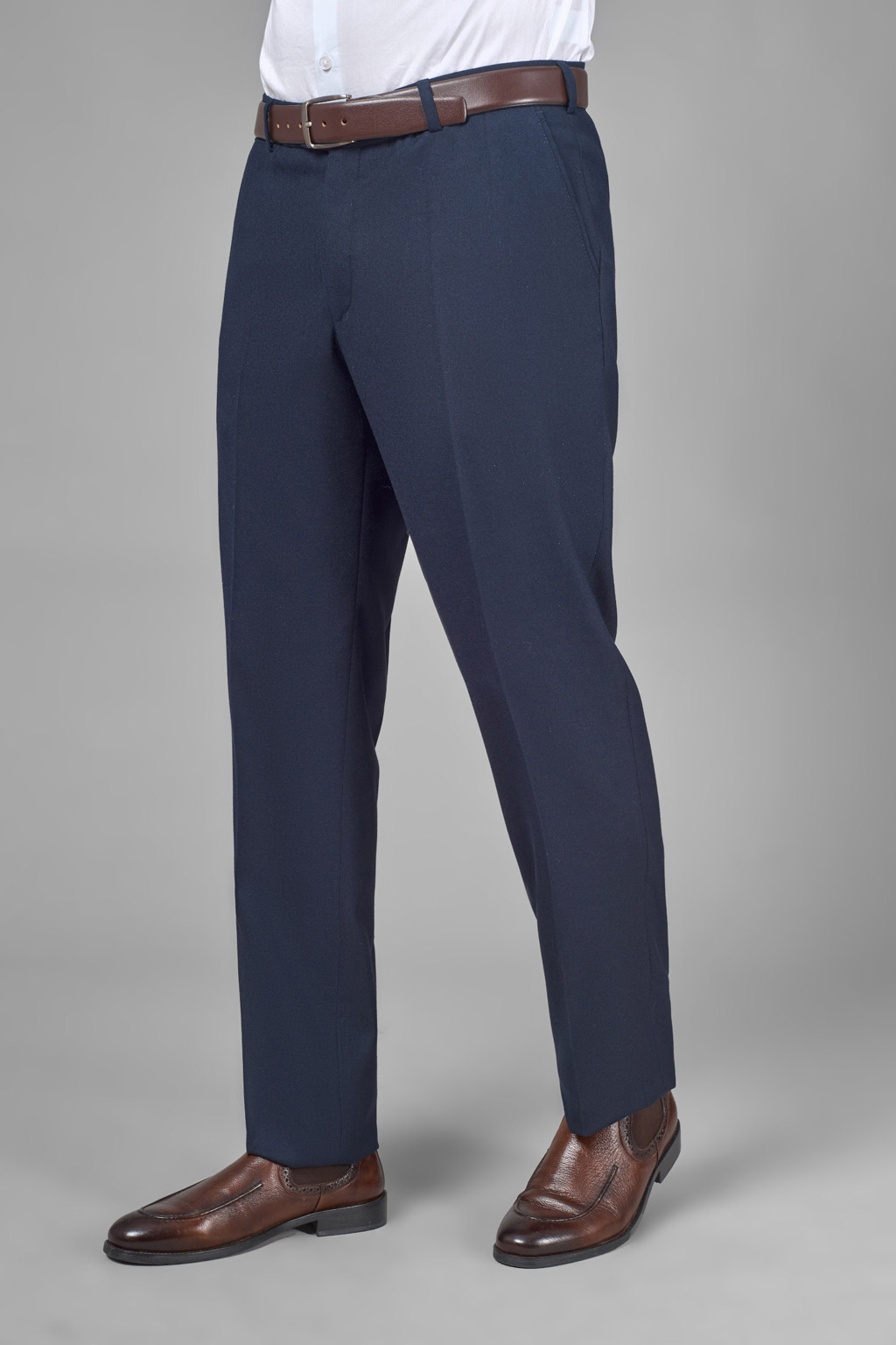 Классические брюки темно-синего цвета Regular Fit
