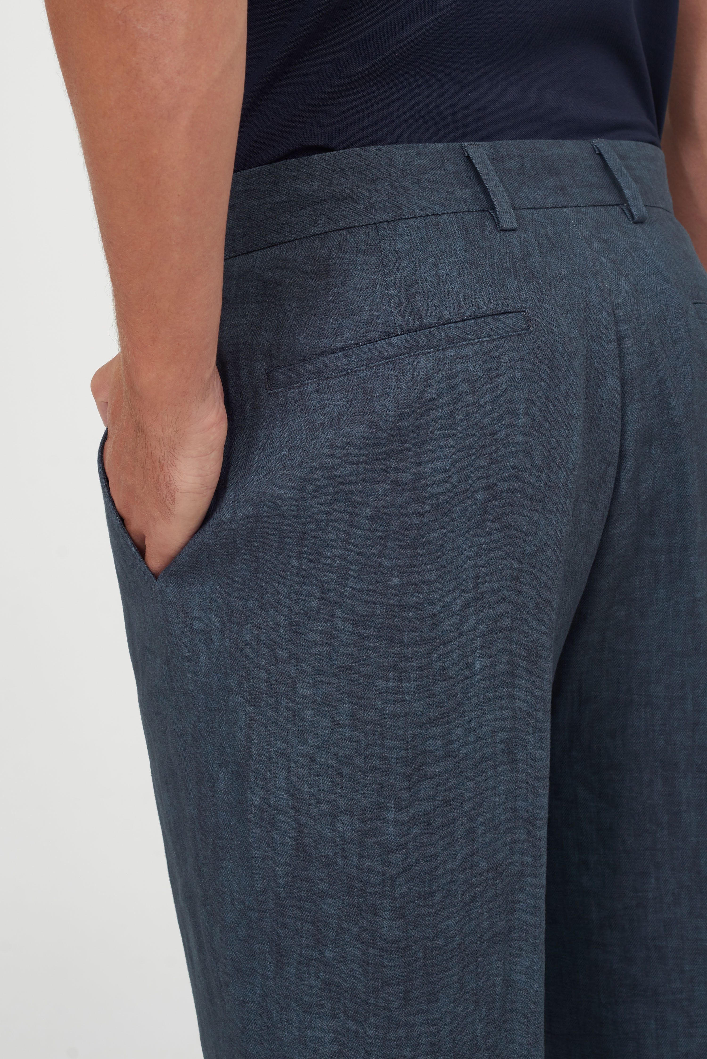Костюмные брюки с эффектом варёной ткани Slim Fit
