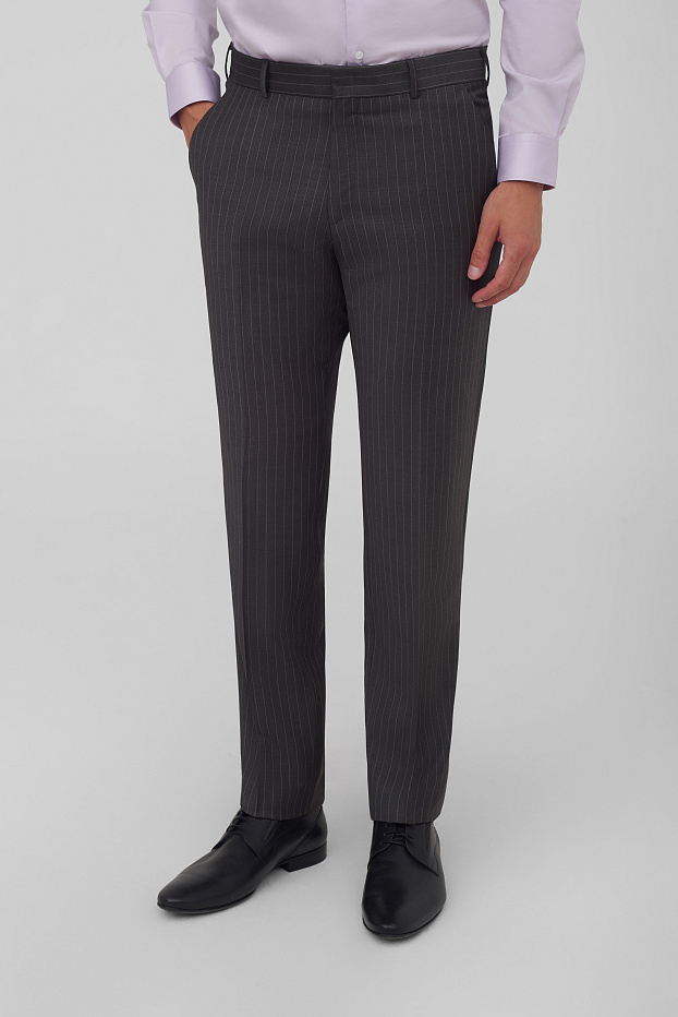 Костюмные брюки в полоску Slim Fit