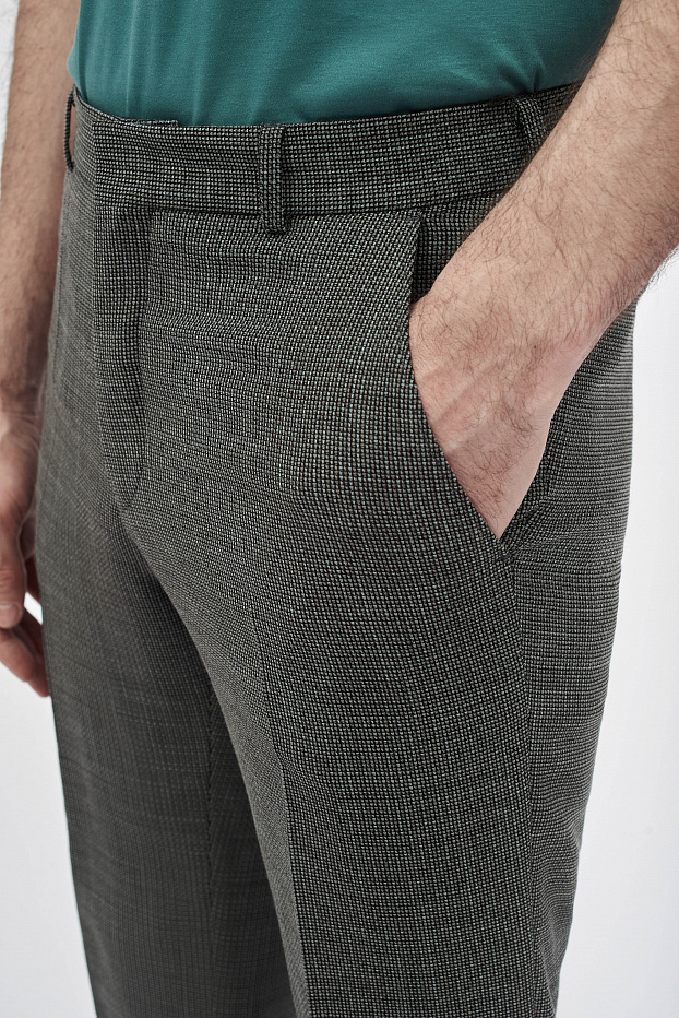 Костюмные брюки из фактурной ткани Slim Fit