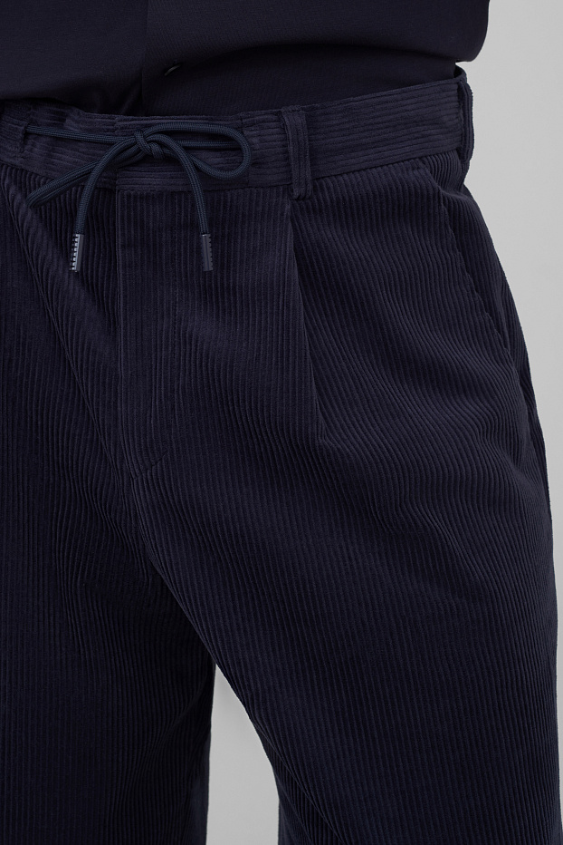 вельветовые брюки из хлопковой ткани Regular Fit