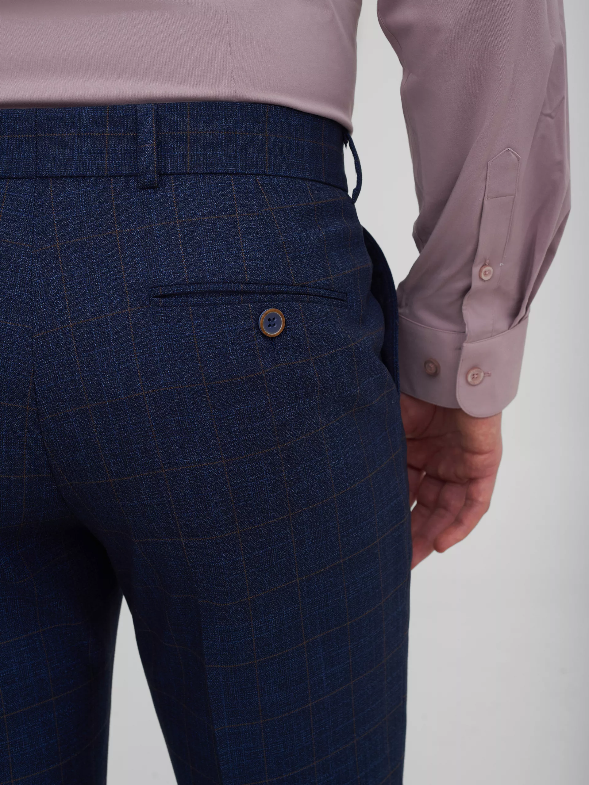 Тёмно-синий костюм в клетку Super Slim Fit