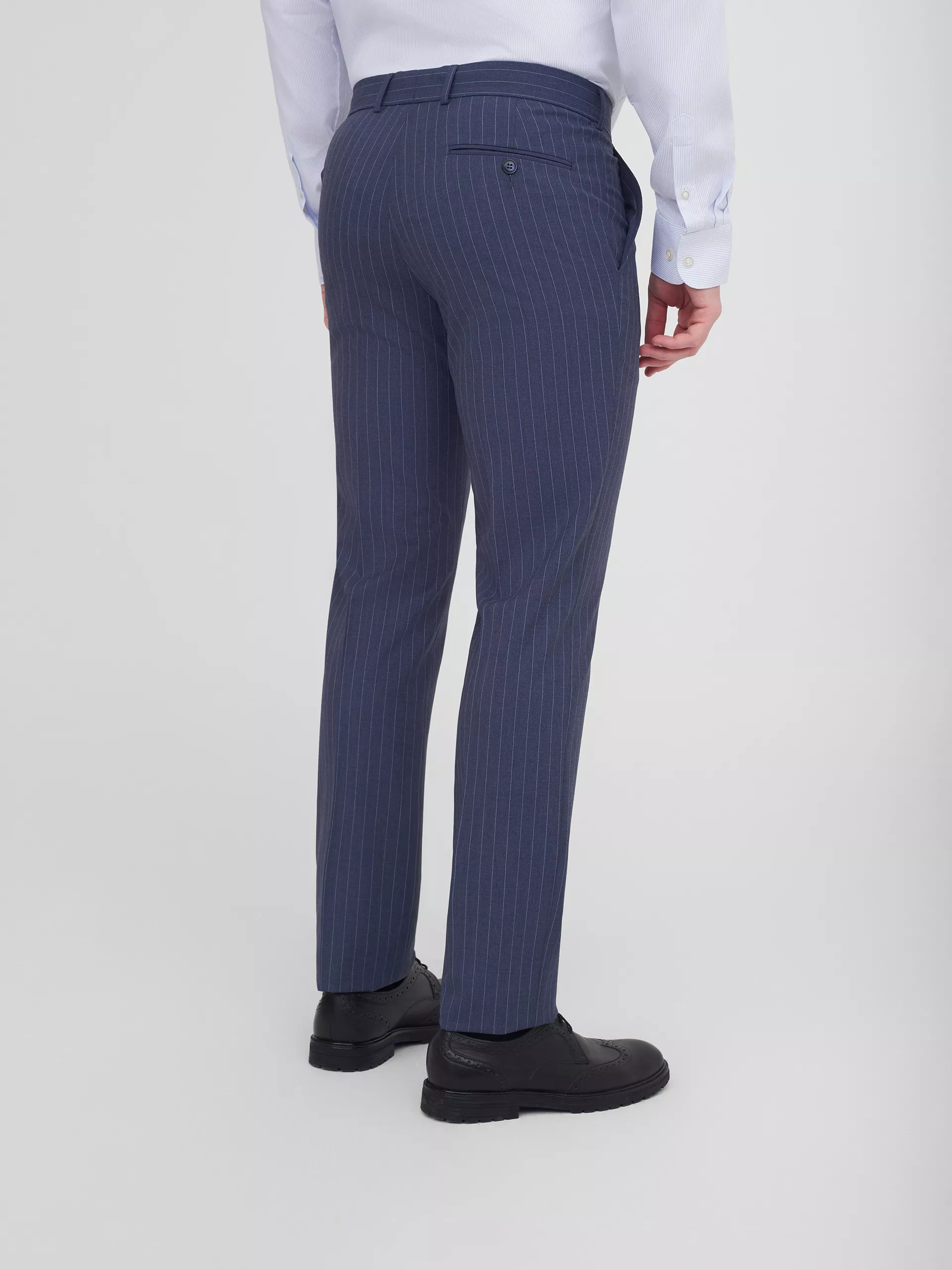Синий костюм в полоску Slim Fit