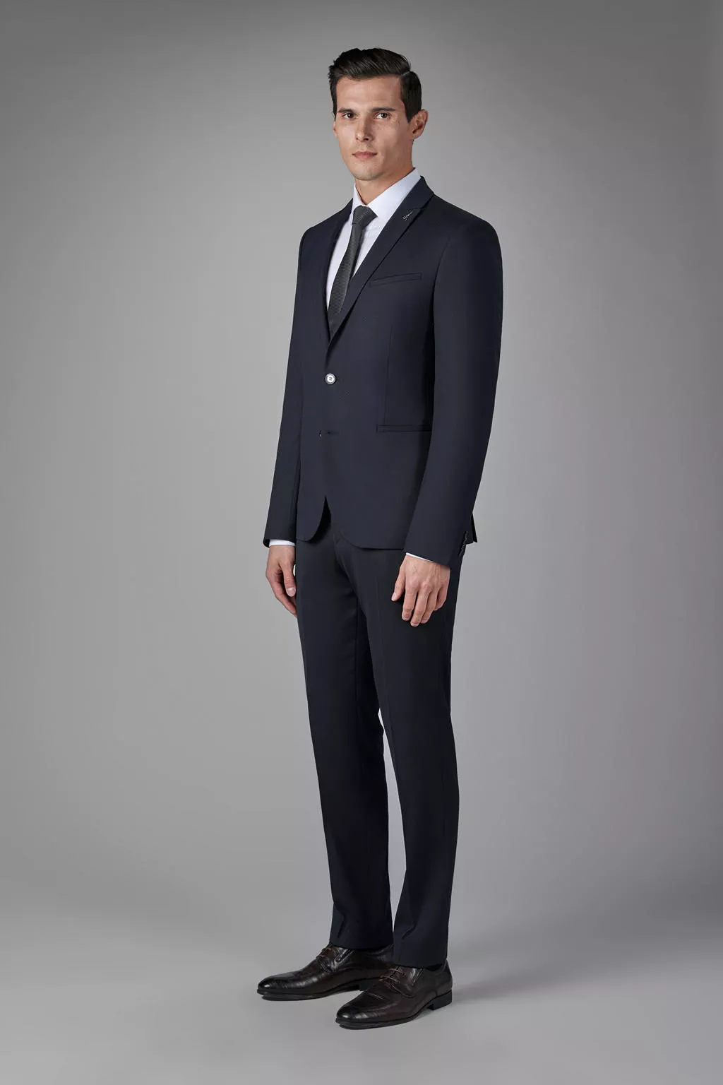 Костюм из эластичной шерстяной ткани с мелкой фактурой Super Slim Fit