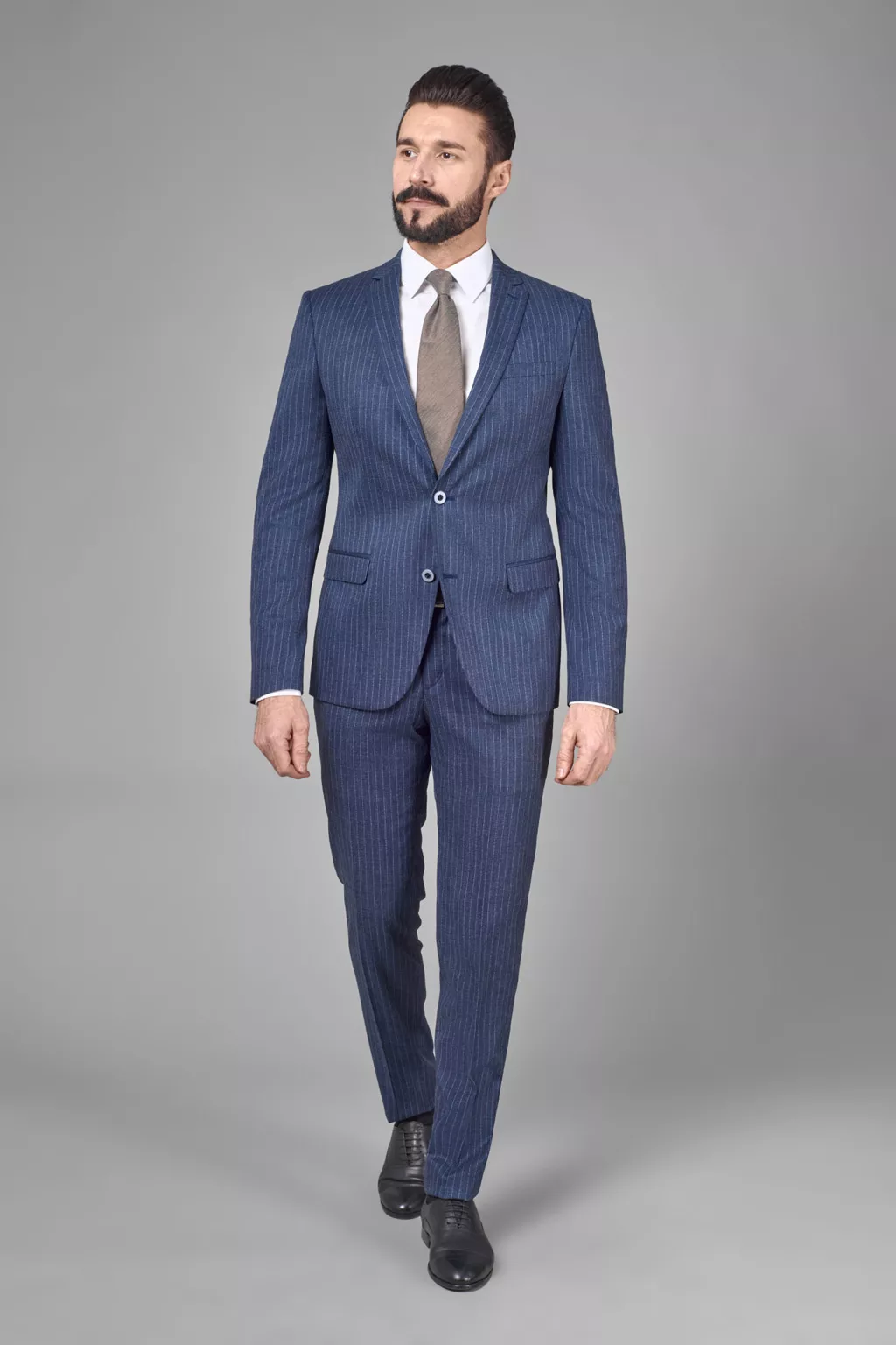 Костюм из смесовой ткани в полоску Slim Fit